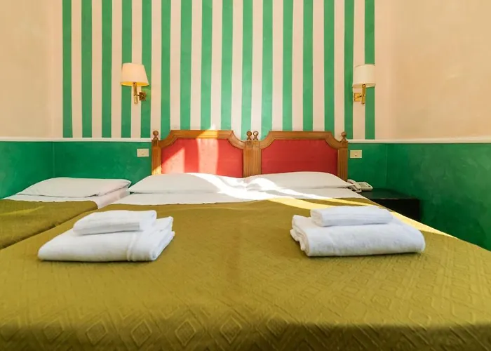 Hotel Center 3 3*