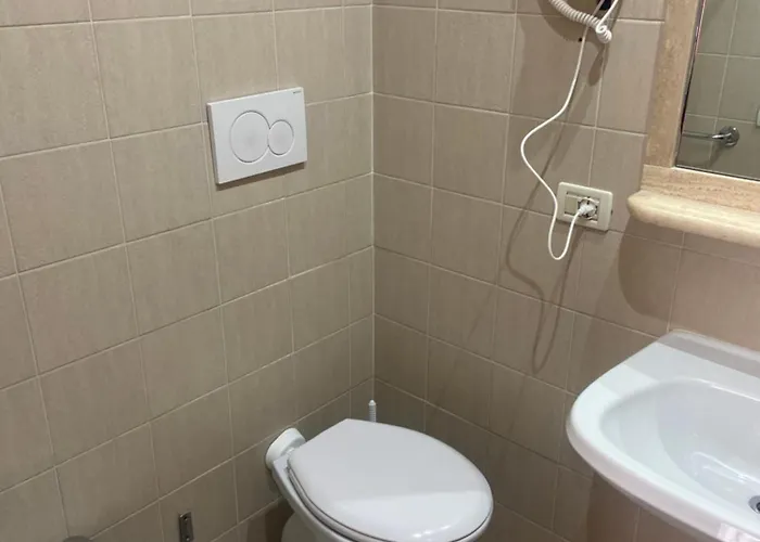 Center 3 Hotel 3*